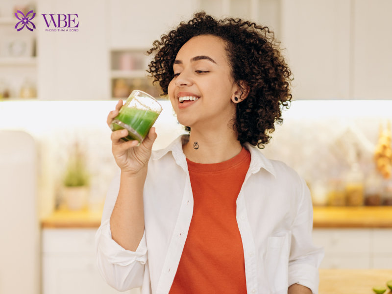 uống detox chanh mỗi ngày